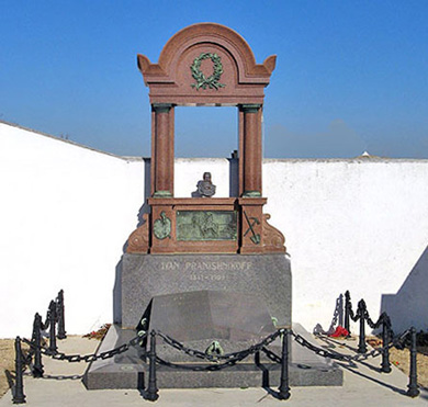 AL Saintes tombe Praniniskoff rwk